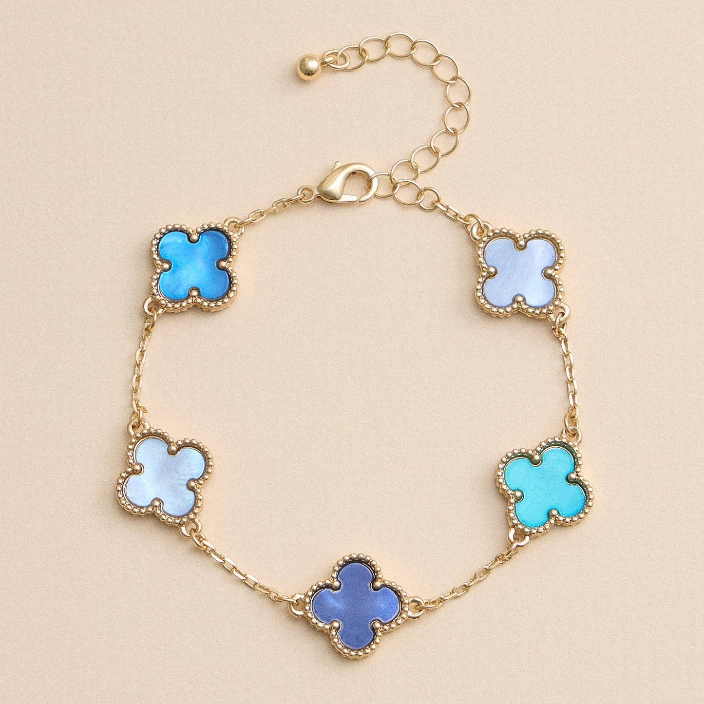 Colorful Shell Charm Bracelet with Gold Detailing: Multi Pink / One / 5SB21068