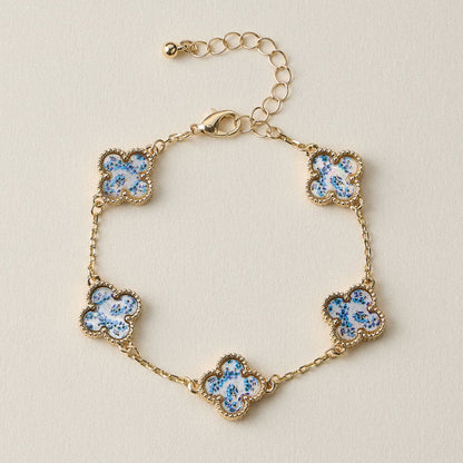 Colorful Shell Charm Bracelet with Gold Detailing: Black/White / One / 5SB21068